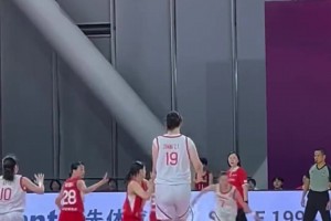张子宇这高度真是让对手绝望了，这还咋打呀！
